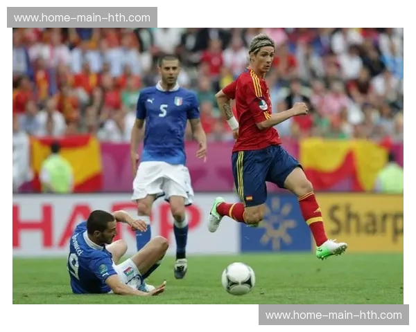 2012欧洲杯决赛：斗牛士与蓝衣军团的巅峰对决，一场载入史册的足球盛宴